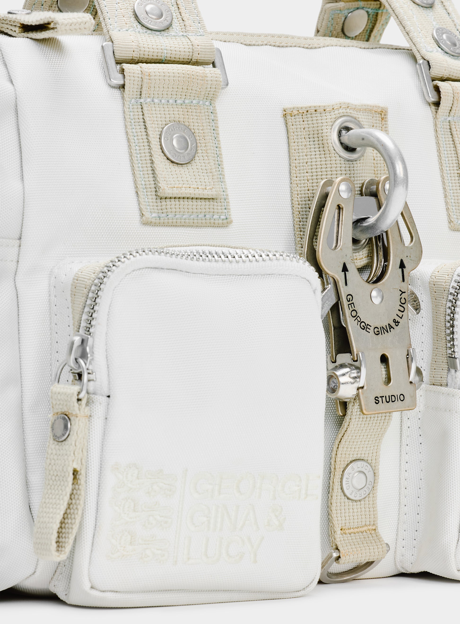 Farbe_florida snow / on sand