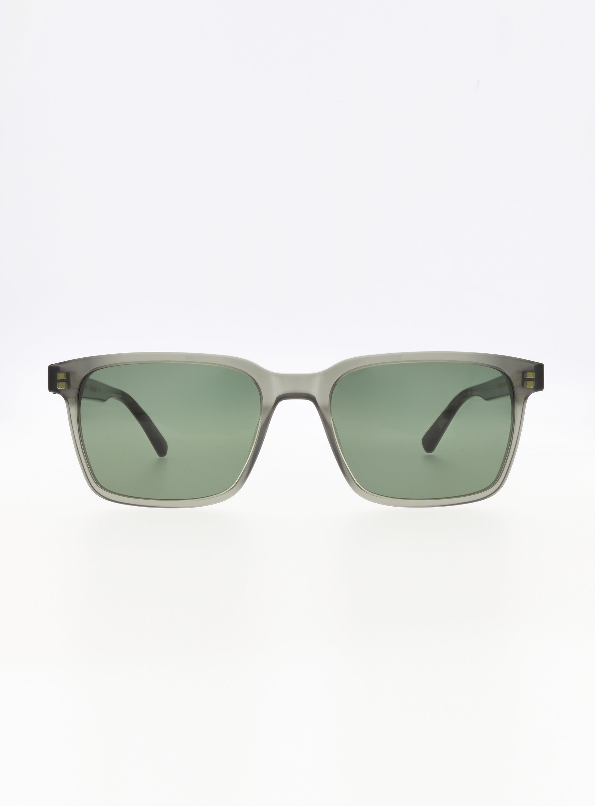 Farbe_003 milky greyeen